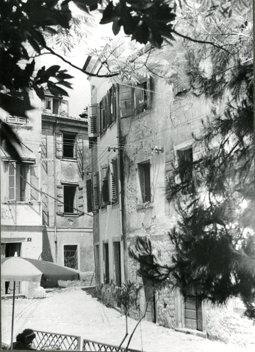 Image description